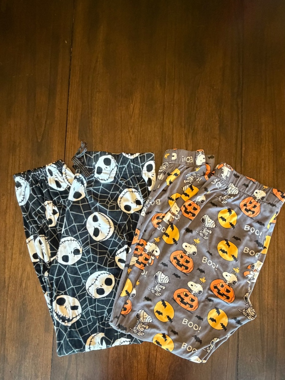(2) Halloween Pajamas Nightmare Before Christmas Peanuts Snoopy, Size L/XL